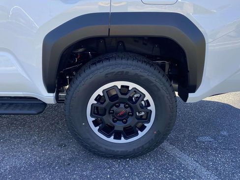 New 2026 Toyota 4Runner TRD Off-Road Premium image 9