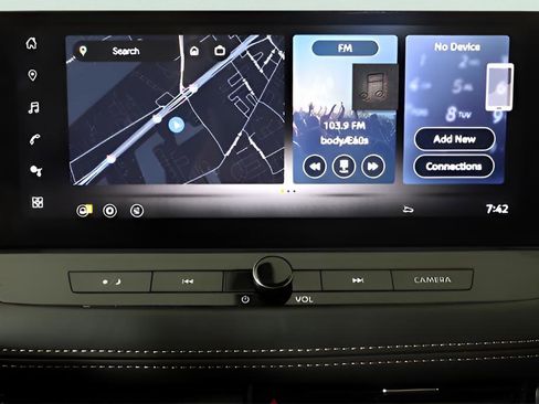 Used 2024 Nissan Rogue SL w/ SL Premium Package image 23