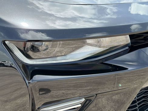 Used 2018 Chevrolet Camaro SS RWD image 12