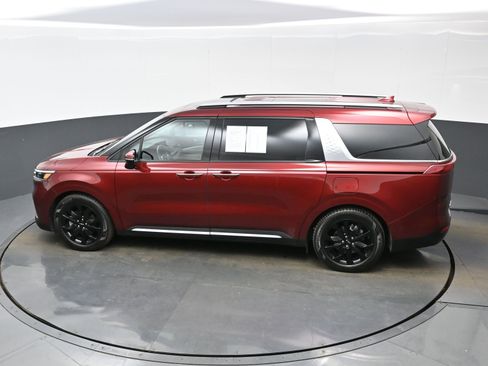 Used 2022 Kia Carnival SX Prestige image 37