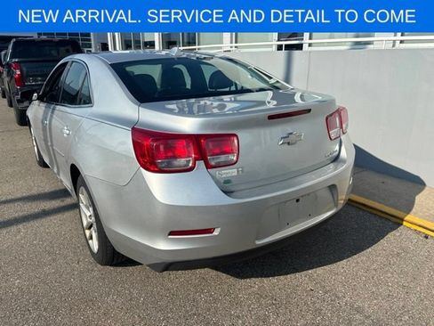Used 2014 Chevrolet Malibu LT w/ Power Convenience Package FWD image 7