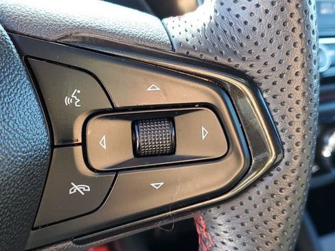 Used 2023 Chevrolet TrailBlazer RS w/ Sun and Liftgate Package image 16