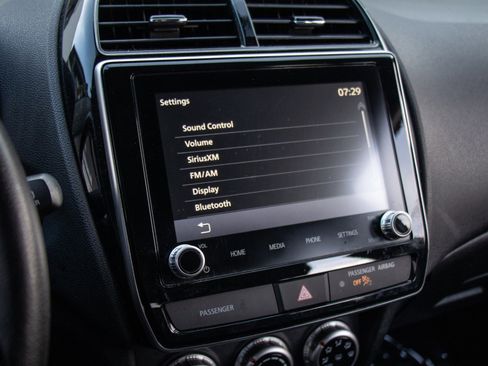 Used 2024 Mitsubishi Outlander Sport SE image 16