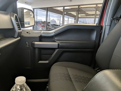 Used 2019 Ford F150 XLT w/ Equipment Group 302A Luxury image 17