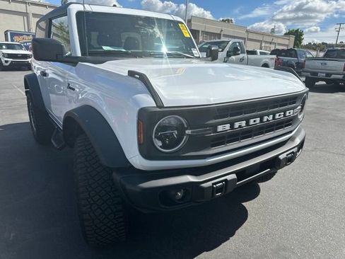 Certified 2024 Ford Bronco Black Diamond w/ Sasquatch Package AWD/4WD image 1