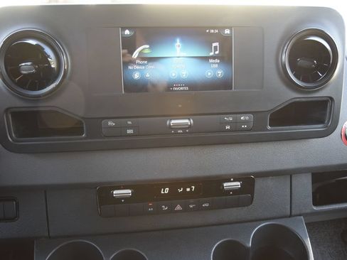 Used 2024 Mercedes-Benz Sprinter 3500 w/ Acoustic Package image 23