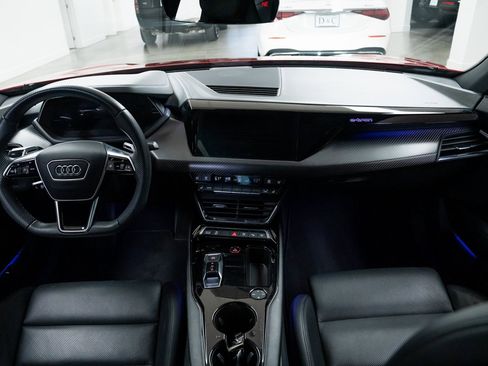 Used 2022 Audi e-tron GT Prestige w/ Prestige Package image 9