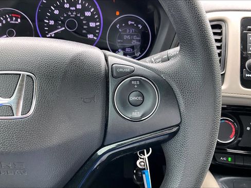 Certified 2021 Honda HR-V LX image 24