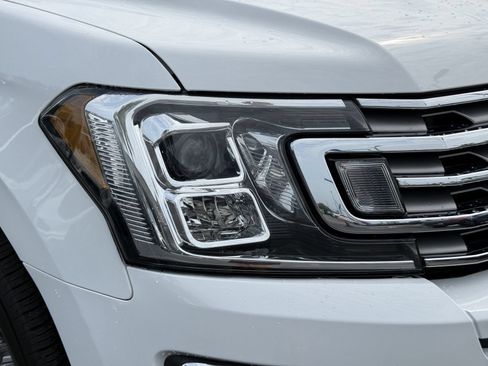 Used 2021 Ford Expedition Max Limited RWD image 10