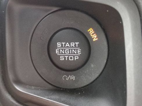 Used 2024 Jeep Wrangler High Altitude AWD/4WD image 28