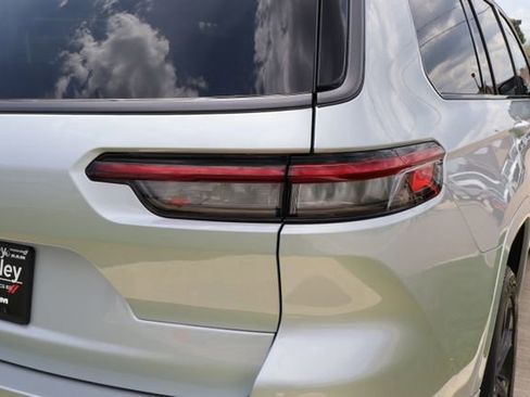 New 2026 Jeep Grand Cherokee L Limited AWD/4WD image 34