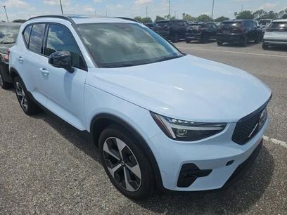 Used 2026 Volvo XC40 B5 Plus
