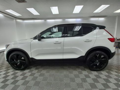 Used 2026 Volvo XC40 B5 Ultra AWD/4WD image 2