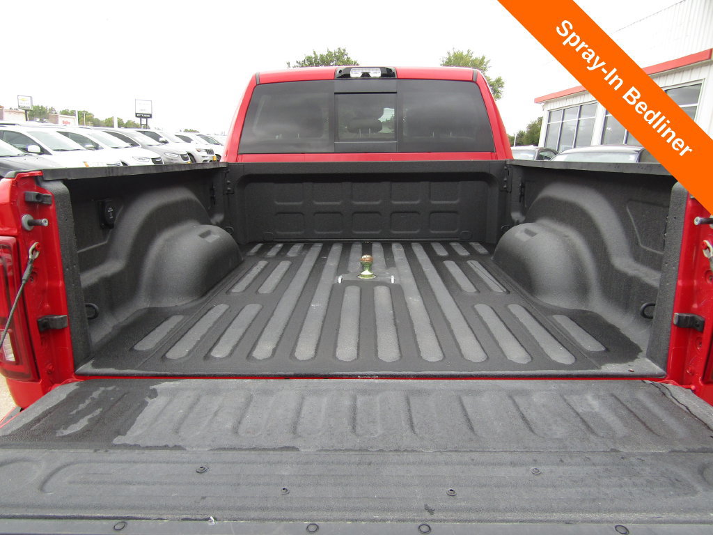 Used 2026 RAM 2500 Laramie AWD/4WD image 23