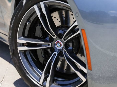 Used 2022 BMW M5 w/ Executive Package AWD/4WD image 3