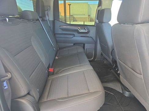Used 2023 Chevrolet Silverado 1500 LT AWD/4WD image 25