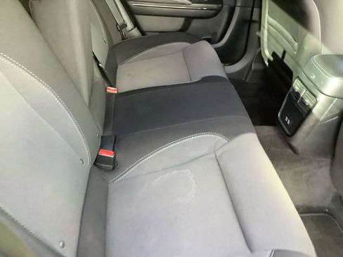 Used 2018 Dodge Charger SXT w/ Blacktop Package RWD image 17