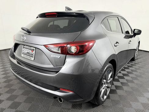 Used 2018 MAZDA MAZDA3 Grand Touring w/ Premium Equipment Package FWD image 9