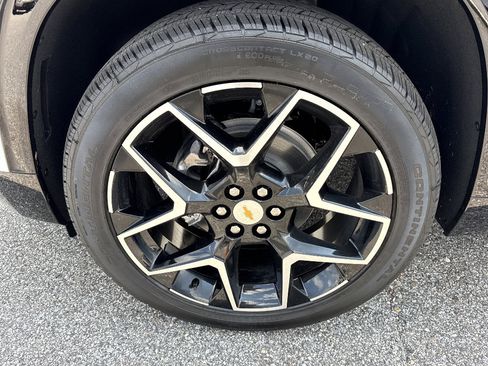 New 2026 Chevrolet Traverse High Country FWD image 9