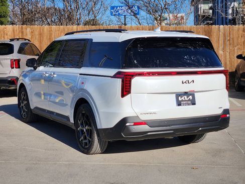 New 2026 Kia Carnival SX Prestige image 3