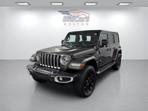 Used 2021 Jeep Wrangler Unlimited Sahara w/ Cold Weather Group image 2