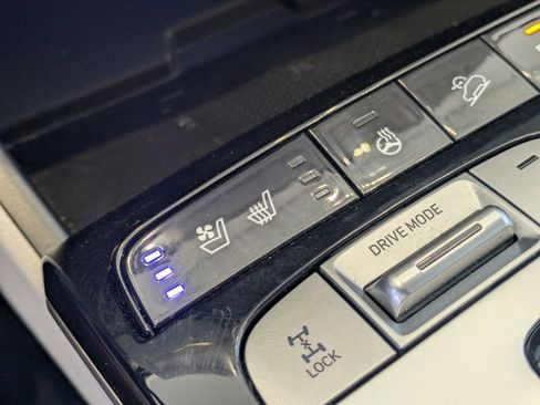 Used 2024 Hyundai Tucson Limited image 24