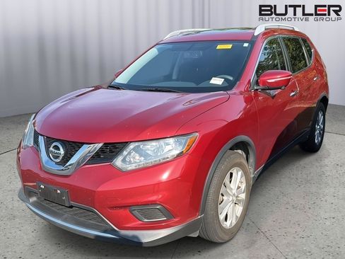Used 2014 Nissan Rogue SV w/ SV Premium Package FWD image 2