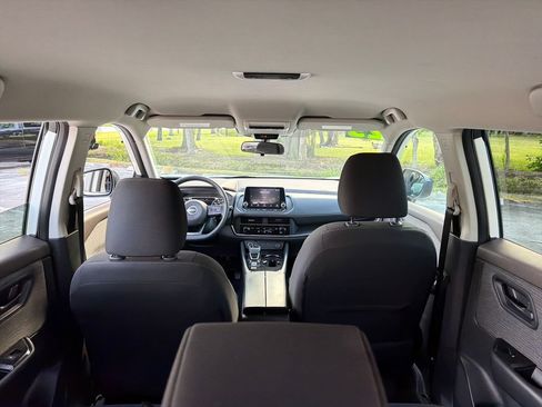 Certified 2023 Nissan Rogue S FWD image 30
