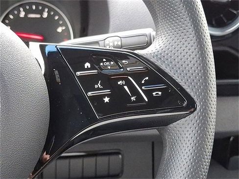 Used 2025 Mercedes-Benz Sprinter 2500 image 19