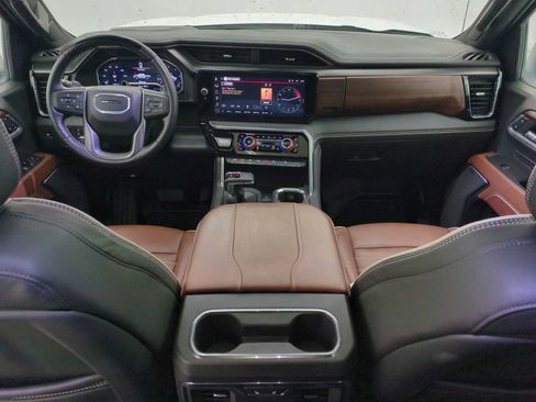 Used 2025 GMC Sierra 1500 Denali Ultimate image 14