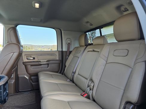 Used 2024 RAM 3500 Limited image 14