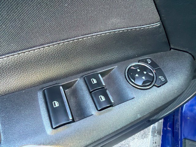 Used 2015 Ford Mustang Convertible w/ Equipment Group 051A RWD image 19