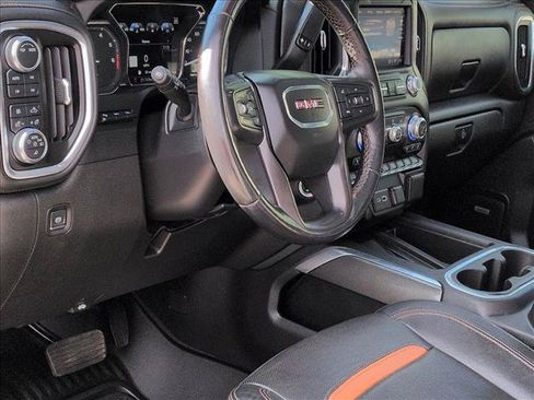 Used 2023 GMC Sierra 2500 AT4 AWD/4WD image 9
