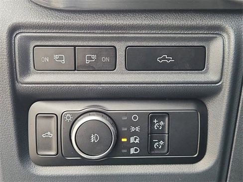 Used 2023 Ford F150 Lariat image 18