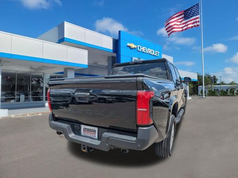 Used 2025 Toyota Tacoma SR w/ SR Upgrade Package RWD image 3