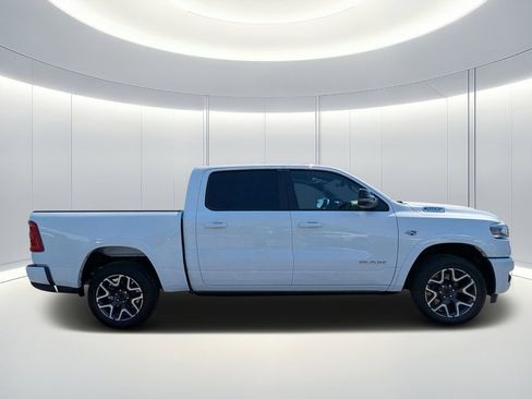 New 2026 RAM 1500 Laramie w/ Laramie Preferred Package AWD/4WD image 3