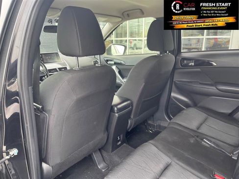 Used 2019 Mitsubishi Eclipse Cross SE image 27