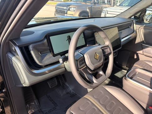 Used 2025 Rivian R1S Adventure AWD/4WD image 8