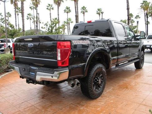 Certified 2020 Ford F250 Lariat w/ Tremor Off-Road Package image 4