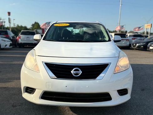 Used 2012 Nissan Versa SV FWD image 16