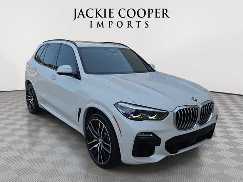 Used 2019 BMW X5 xDrive40i w/ M Sport Package AWD/4WD image 3