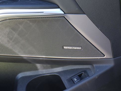 Used 2024 BMW M3 Competition w/ Executive Package image 15