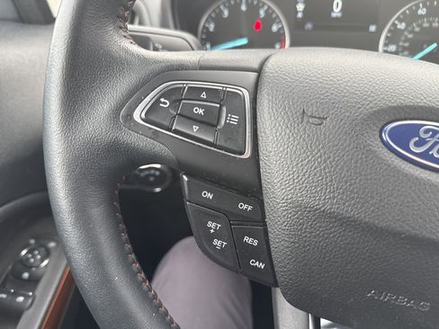 Used 2022 Ford EcoSport SE w/ SE Convenience Package image 16