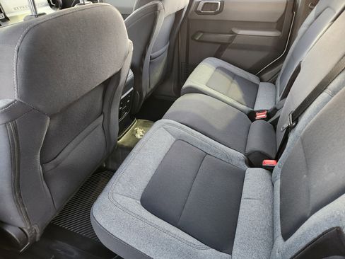 Used 2022 Ford Bronco 4-Door image 37