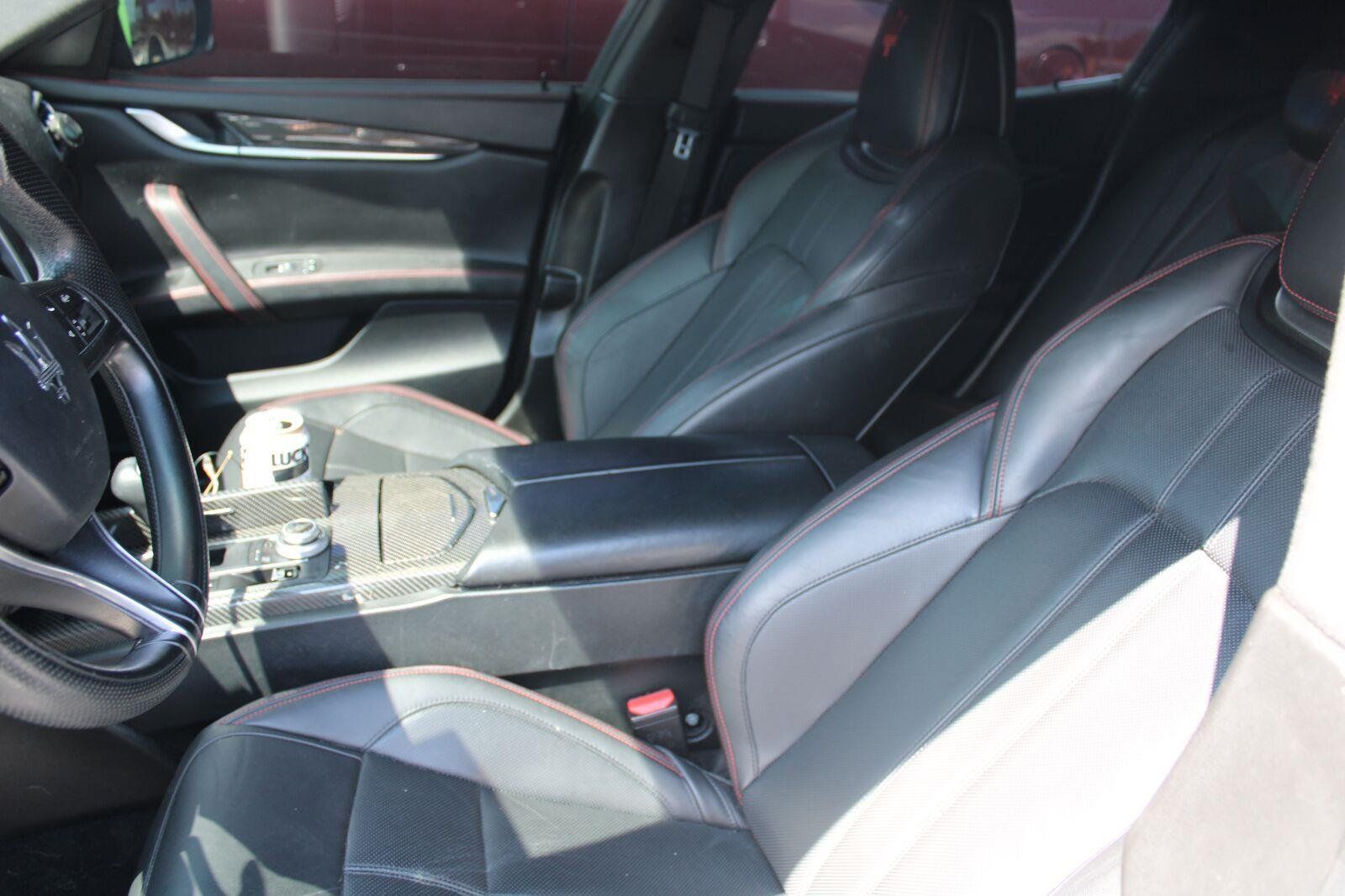 Used 2018 Maserati Ghibli S GranSport RWD image 8