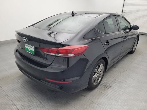 Used 2018 Hyundai Elantra Value Edition FWD image 9