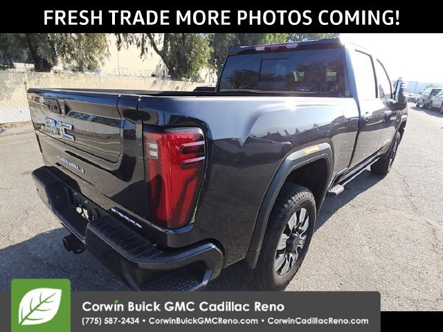Used 2026 GMC Sierra 2500 Denali w/ Denali Reserve Package AWD/4WD image 3
