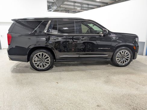 Used 2024 GMC Yukon Denali Ultimate image 2