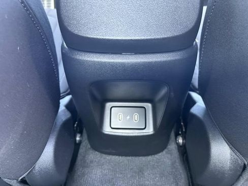 Certified 2025 Hyundai Elantra Sport FWD image 16