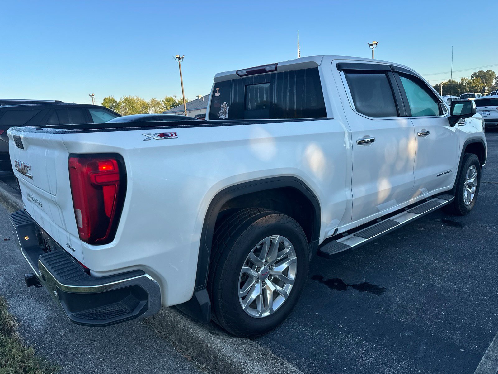 Used 2021 GMC Sierra 1500 SLT w/ SLT Premium Plus Package AWD/4WD image 5
